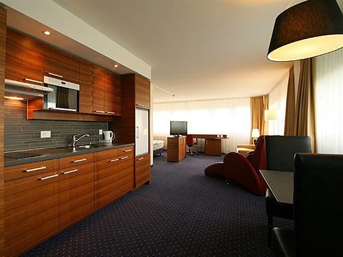 Hotel Hoeri Inn Esterno foto