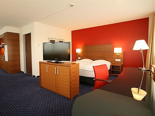 Hotel Hoeri Inn Esterno foto